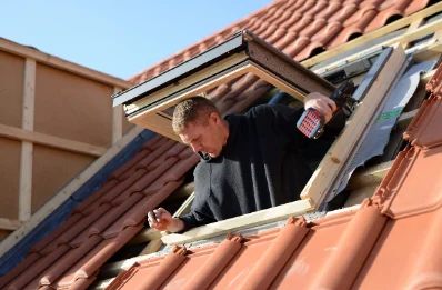 Pose de fenêtres de toit Velux à Cliponville